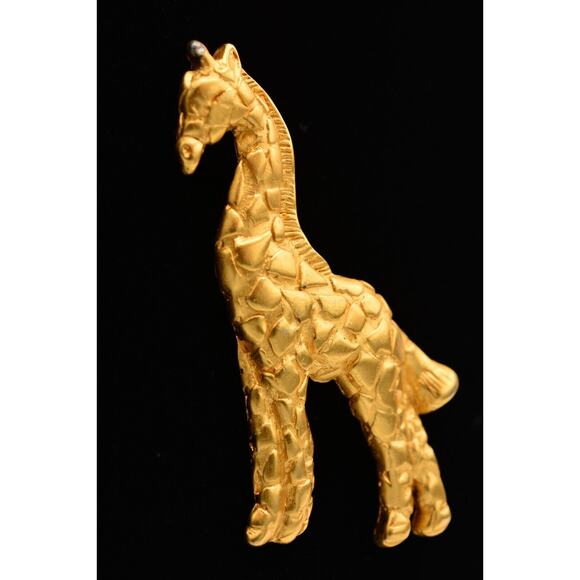 Vintage Large Giraffe Pin Brooch Brushed Gold Chunky Animal Zoo Bold 1980s BinAH - Picture 2 of 12